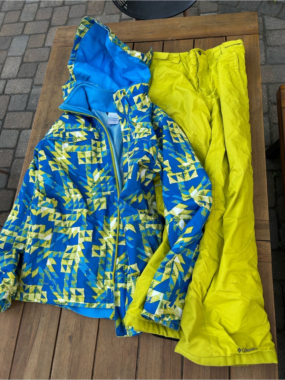 Columbia Blue & Lime Geometric Ski Jacket with Lime Snow Pants
